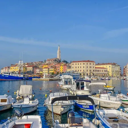Pineta-2 By Interhome * Ровинь