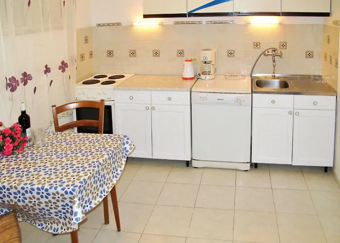 Pineta-2 By Interhome Apartamento